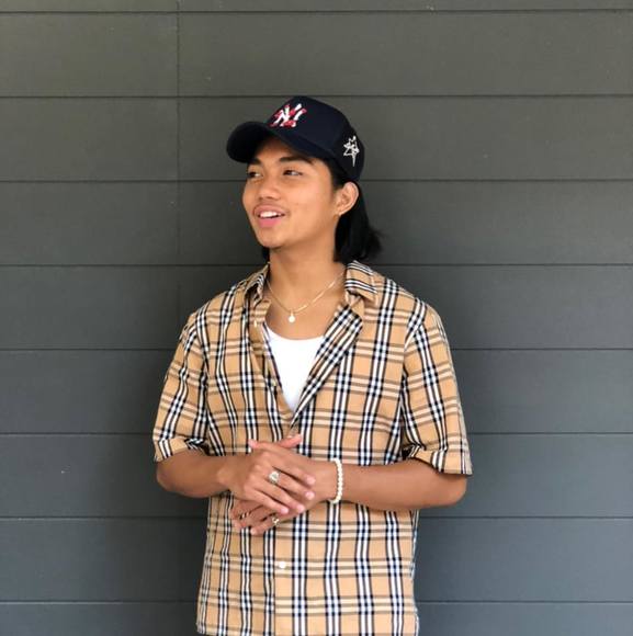 Meet your Posher, Ryan - Picture 1 of 1